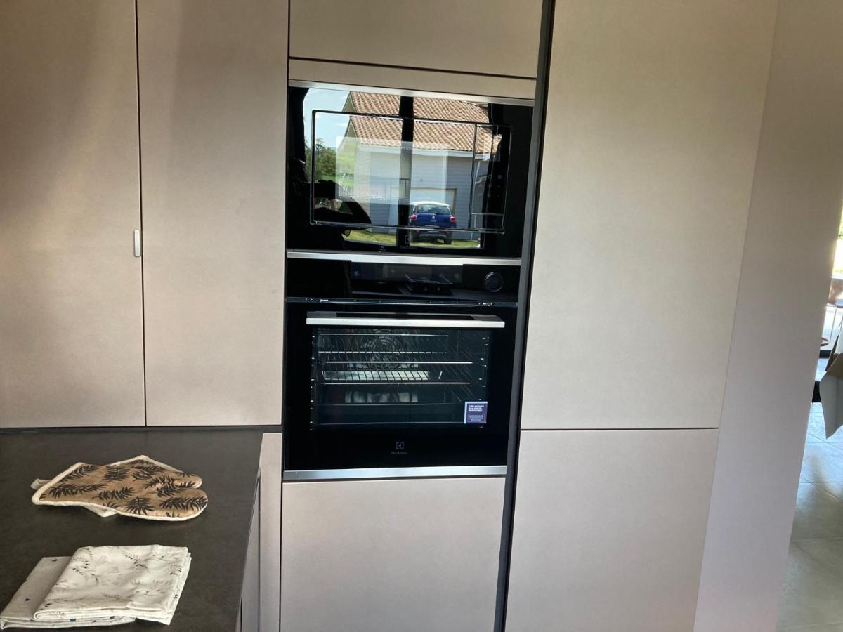 Comme A La Maison Pres De La Dolce Via Gasthuis 4*